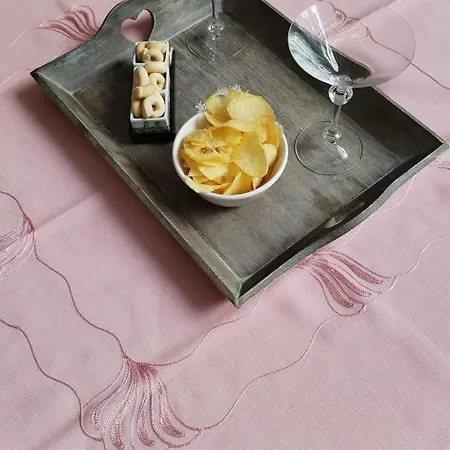 Thelozzashome Lägenhet *