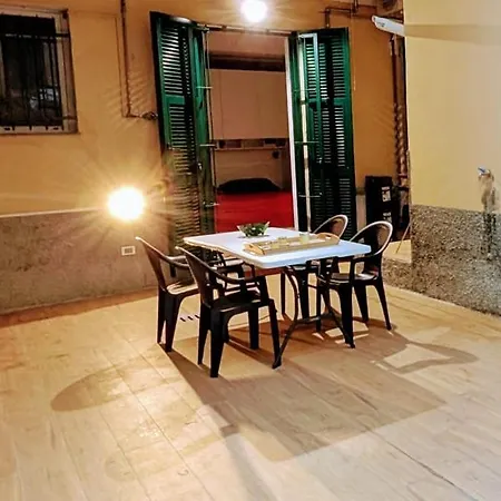Thelozzashome Apartment *