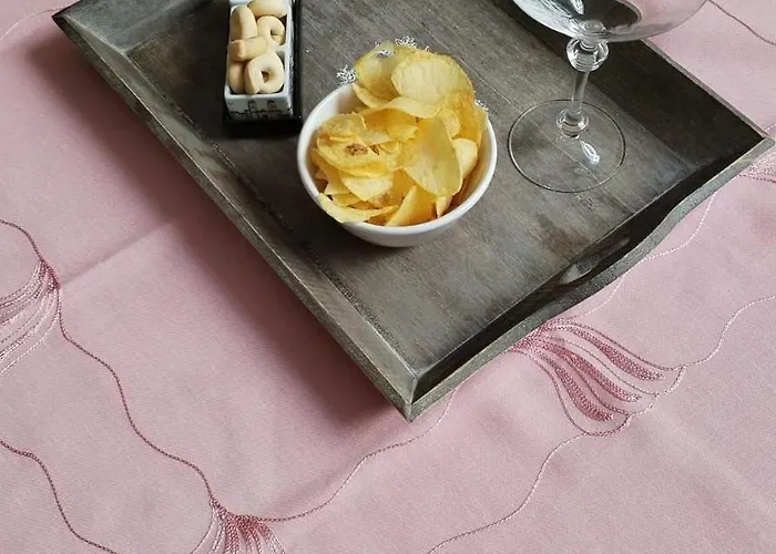 Thelozzashome Apartman *